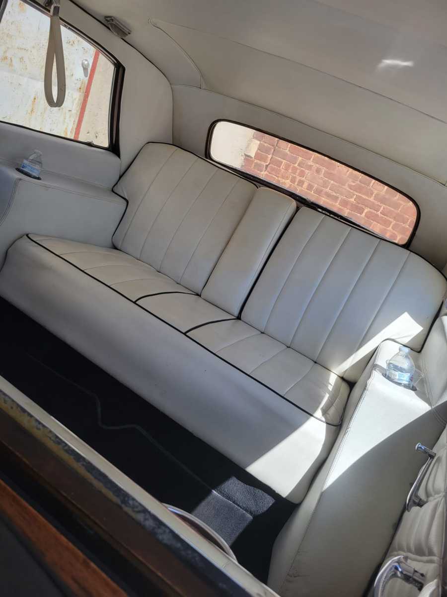 Antique Rolls-Royce (1952)