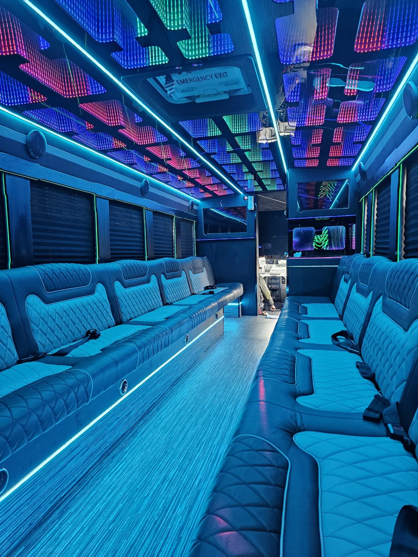 25 Passenger Party Bus