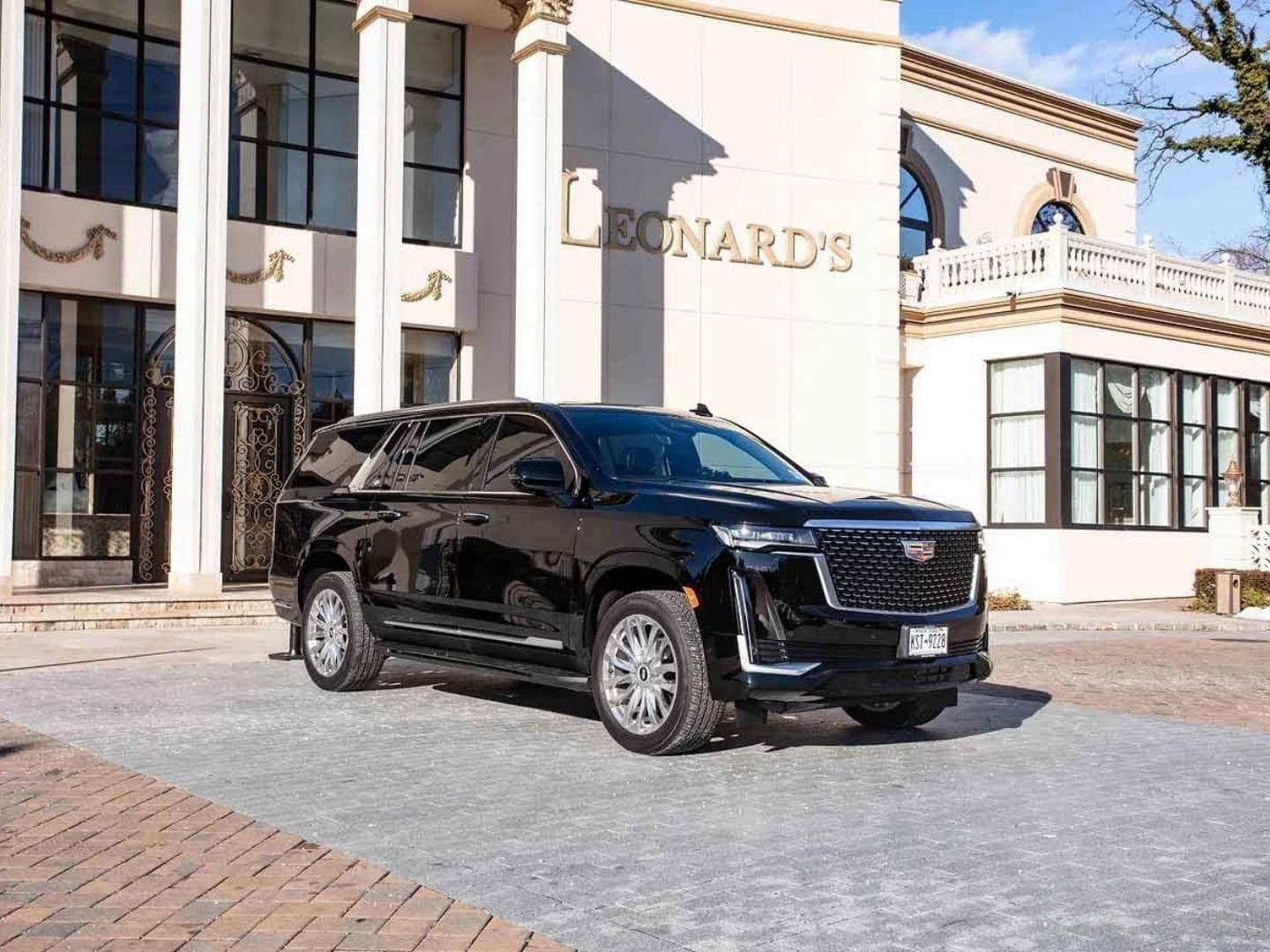 Cadillac Escalade ESV photo 4