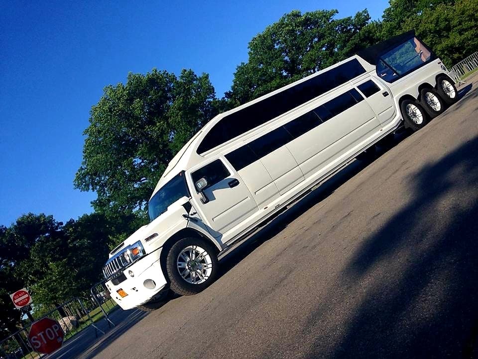 Hummer Transformer Party Bus