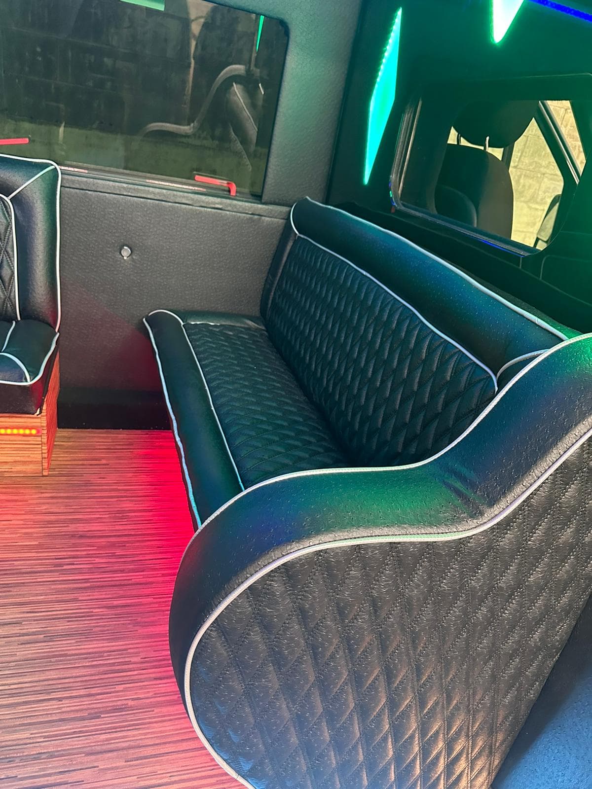 Mercedes Sprinter Limo Style photo 4